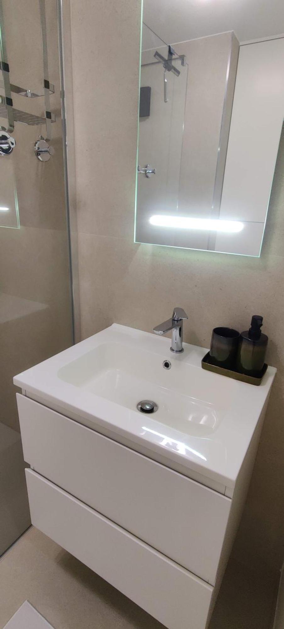 Recent Vernieuwd Appartement Met Zeezicht En Een Gratis Parkeerplaats Коксейде Екстериор снимка