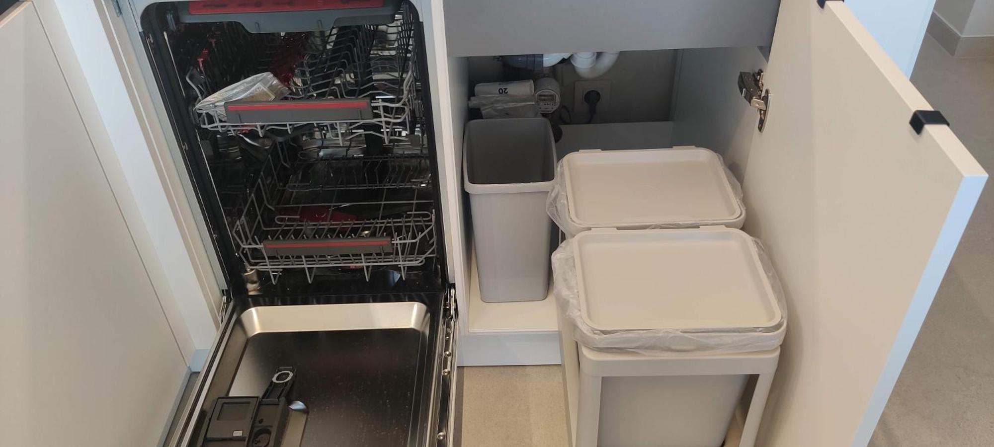 Recent Vernieuwd Appartement Met Zeezicht En Een Gratis Parkeerplaats Коксейде Екстериор снимка