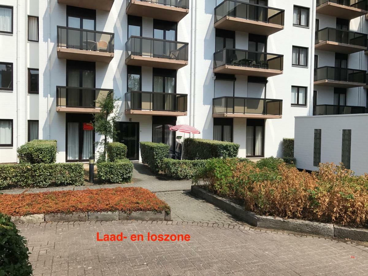 Recent Vernieuwd Appartement Met Zeezicht En Een Gratis Parkeerplaats Коксейде Екстериор снимка