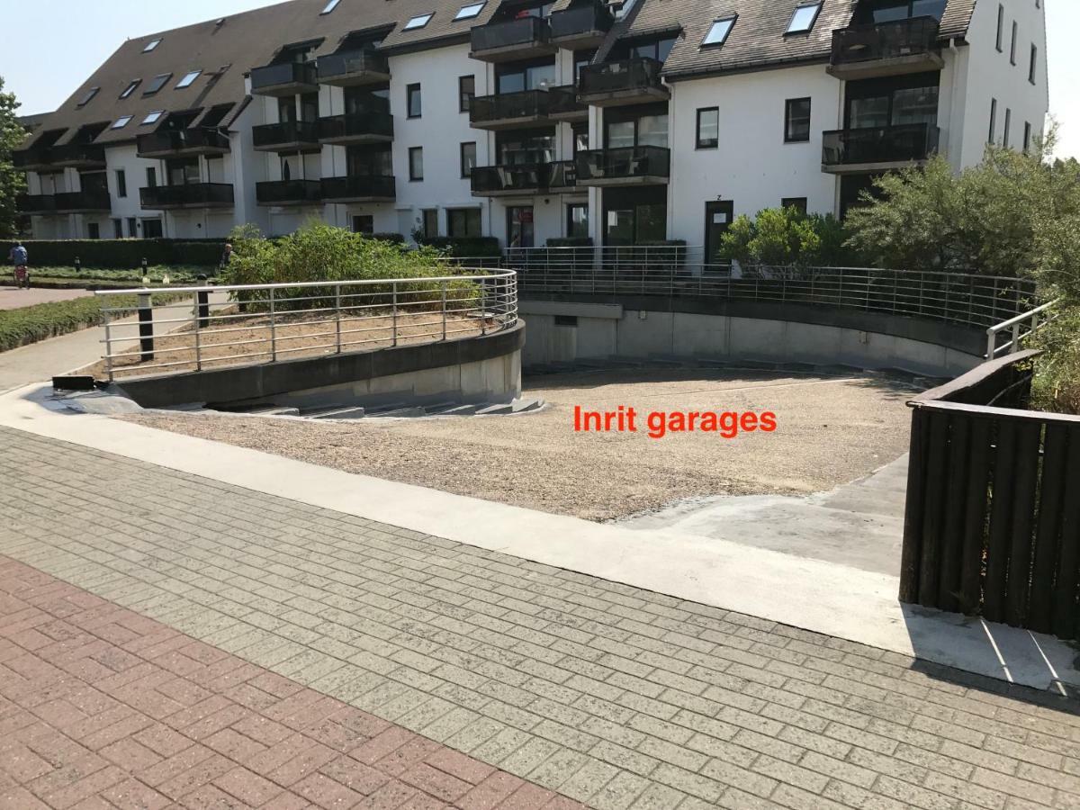 Recent Vernieuwd Appartement Met Zeezicht En Een Gratis Parkeerplaats Коксейде Екстериор снимка