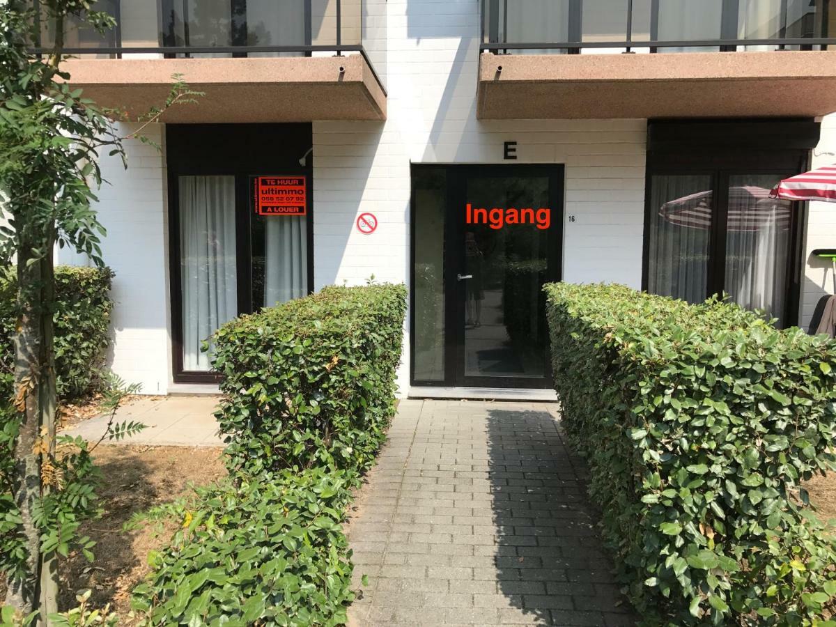 Recent Vernieuwd Appartement Met Zeezicht En Een Gratis Parkeerplaats Коксейде Екстериор снимка