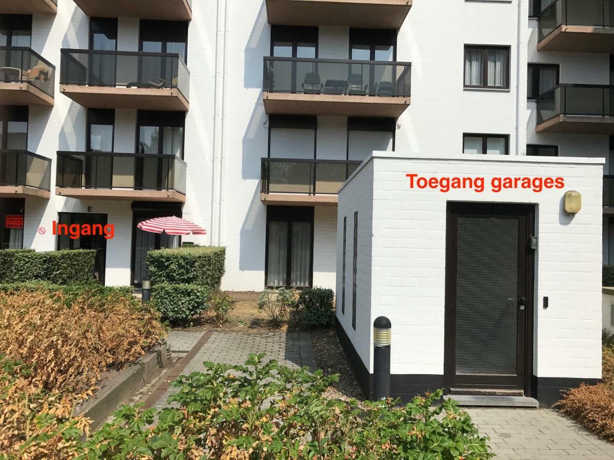 Recent Vernieuwd Appartement Met Zeezicht En Een Gratis Parkeerplaats Коксейде Екстериор снимка